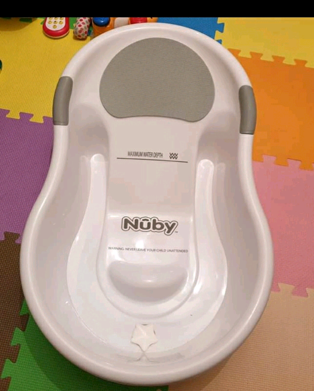baby bath with built in seat